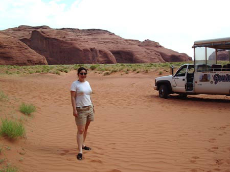 Une héroïne et son 4x4 moderne