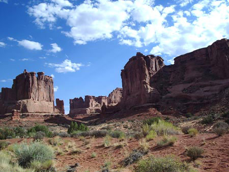 Les Courthouse Towers Les Courthouse Towers
